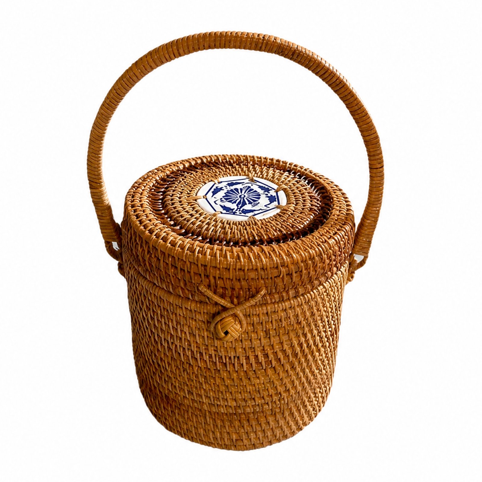 Chinese Style Rattan Tea Jar