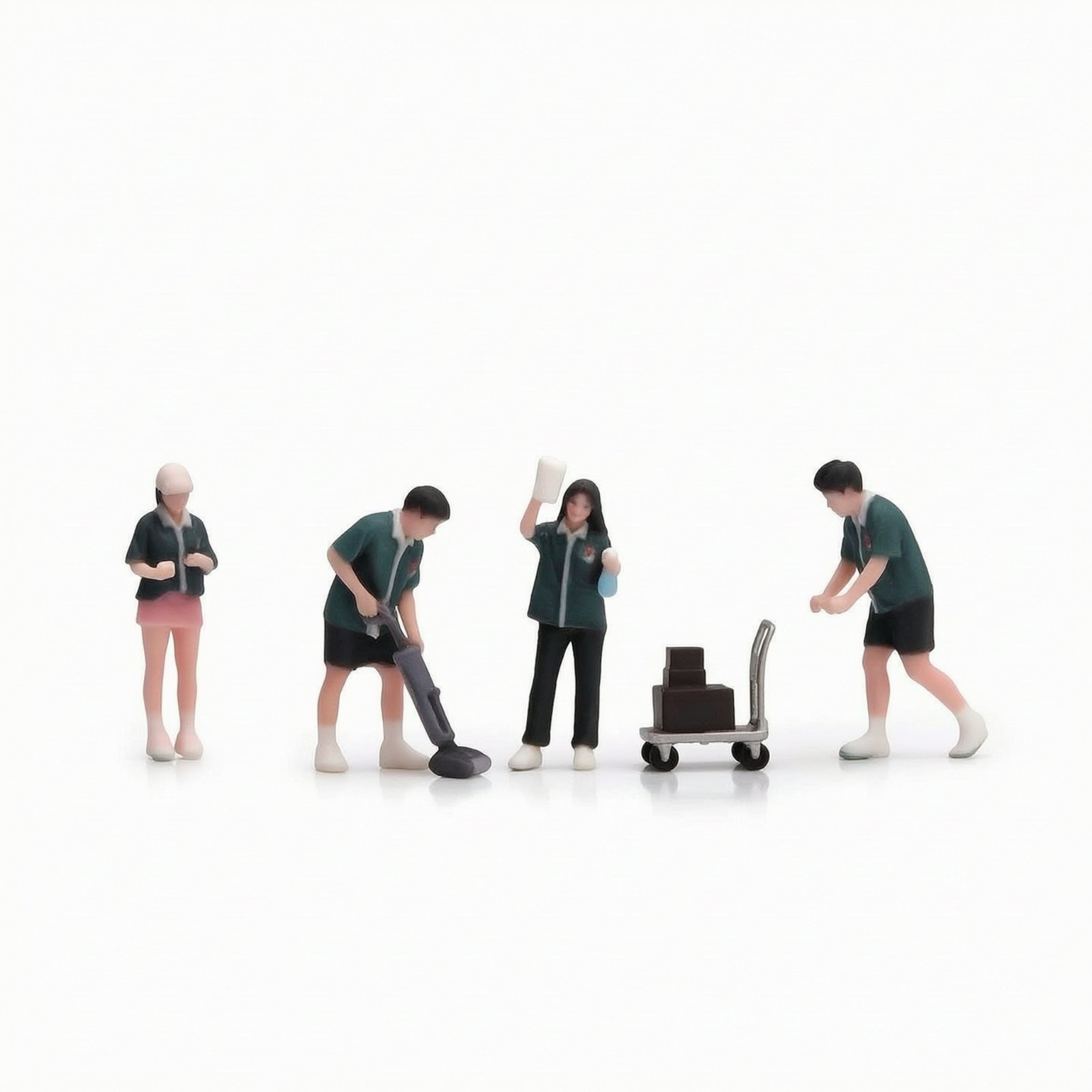 4-Piece 1:64 Convenience Store Worker Figurines