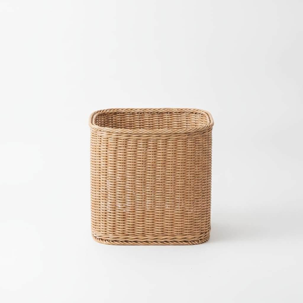 Rattan Laundry Basket – Semi-Oval Bathroom
