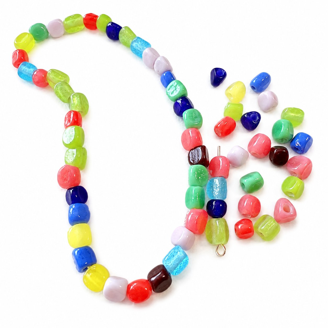7Mm Triangle Glass Beads