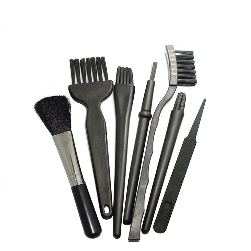 Keyboard Fan Brush Set