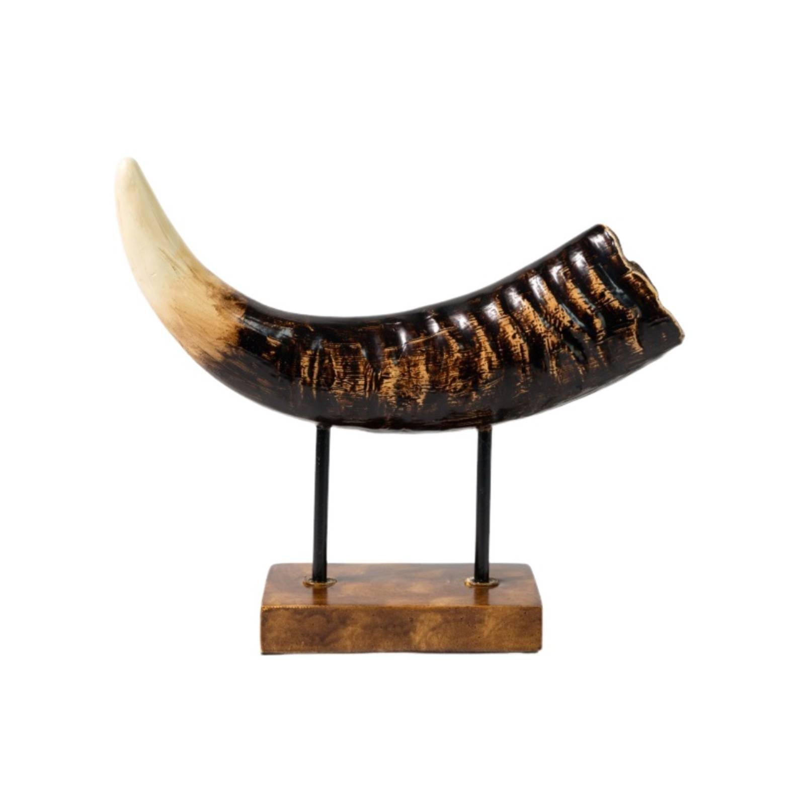 Freestanding Resin Prong Decor