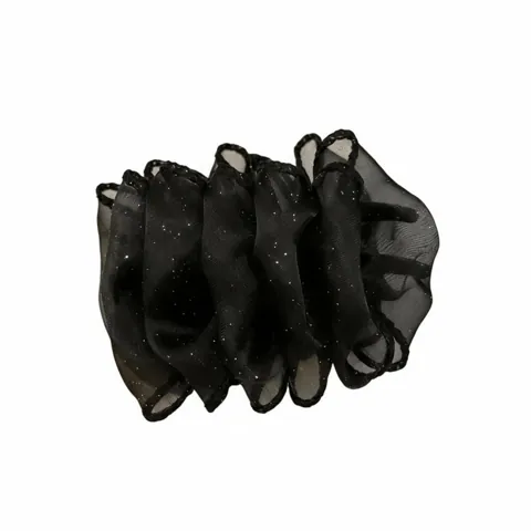 Ruffled Textile Claw